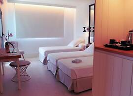 Hotel Almirante