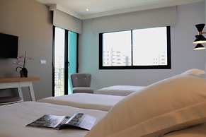Hotel Almirante