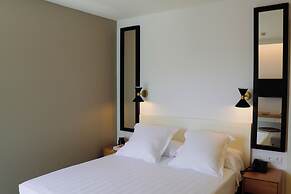 Hotel Almirante