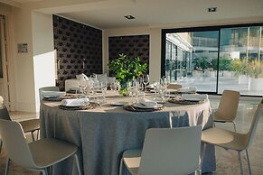 Hotel Almirante
