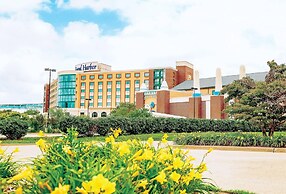 Grand Harbor Resort
