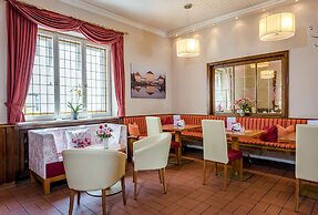 Hotel Laimer Hof Nymphenburg Palace Munich