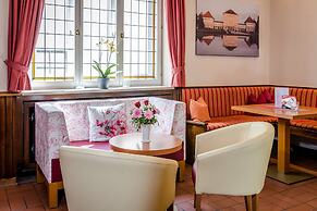 Hotel Laimer Hof Nymphenburg Palace Munich