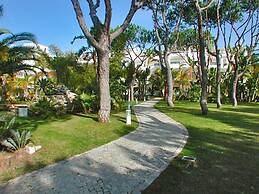 Ria Park Garden Hotel