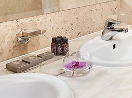 Ria Park Garden Hotel