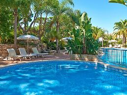 Ria Park Garden Hotel