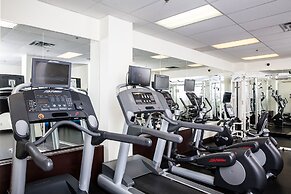 Campus Tower Suite Hotel