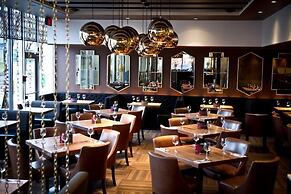 Campus Tower Suite Hotel