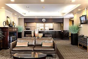 Campus Tower Suite Hotel