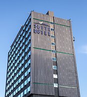 Campus Tower Suite Hotel