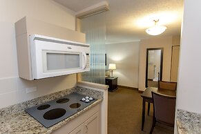 Campus Tower Suite Hotel