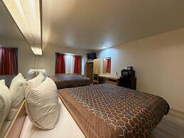Americas Best Value Inn & Suites Ada