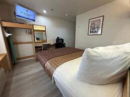 Americas Best Value Inn & Suites Ada