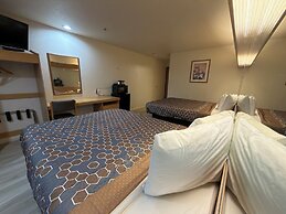Americas Best Value Inn & Suites Ada