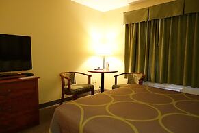 Super 8 by Wyndham Sault Ste Marie On