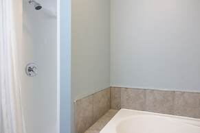 Super 8 by Wyndham Sault Ste Marie On