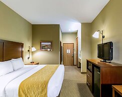 Comfort Inn Warrensburg Station