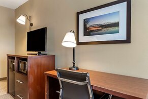 Comfort Inn Warrensburg Station