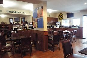 Comfort Inn Warrensburg Station