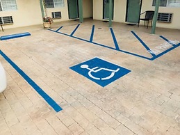 Bella Capri Inn