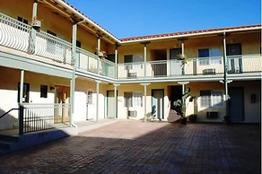 Bella Capri Inn