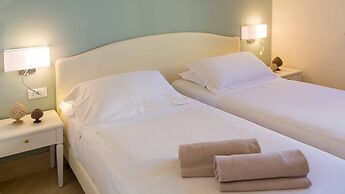 Hellenia Yachting Hotel