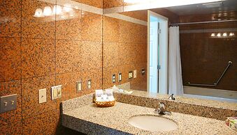 Red Lion Inn and Suites