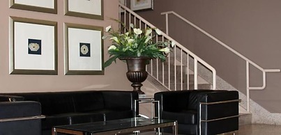 Red Lion Inn and Suites