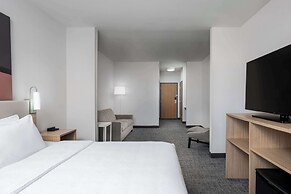 Spark by Hilton Dumas