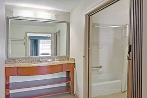 Travelodge by Wyndham Williamsburg Colonial Area