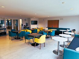 Comfort Inn & Suites Sheboygan I-43