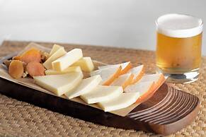 AC Hotel Irla by Marriott