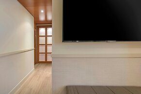 AC Hotel Los Vascos by Marriott