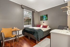 Enter Backpack Hotel