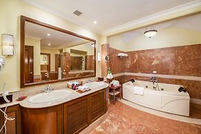 The LaLiT Golf & Spa Resort Goa