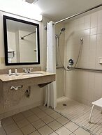 Wingate by Wyndham - Sylvania/Toledo