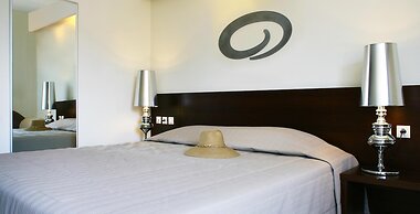 Golden Beach Hotel