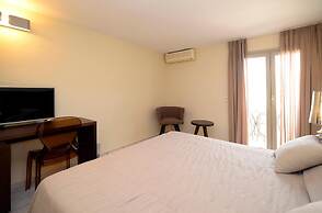 Golden Beach Hotel