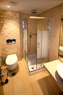 Golden Beach Hotel