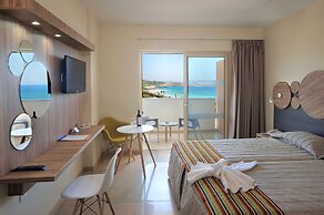 Nelia Beach Hotel & Spa