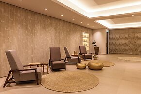 Nelia Beach Hotel & Spa