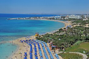 Nelia Beach Hotel & Spa