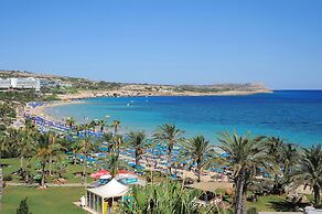 Nelia Beach Hotel & Spa