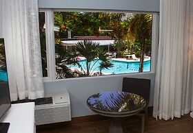 Banana Bay Resort & Marina