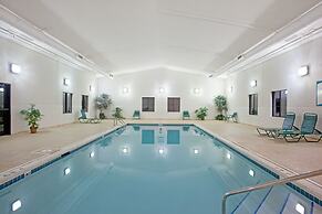 Staybridge Suites, Lincolnshire by IHG