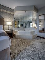 Monte Carlo Inn Toronto - Markham