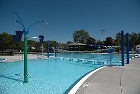 Staybridge Suites Chicago - Glenview by IHG