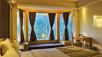 Dee Marks Hotel & Resorts