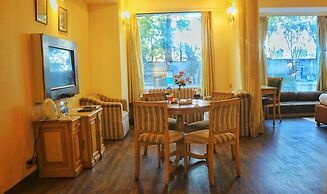 Dee Marks Hotel & Resorts