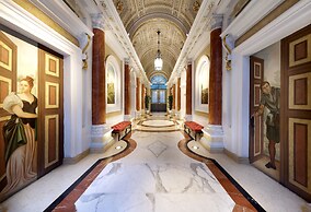 Exe International Palace